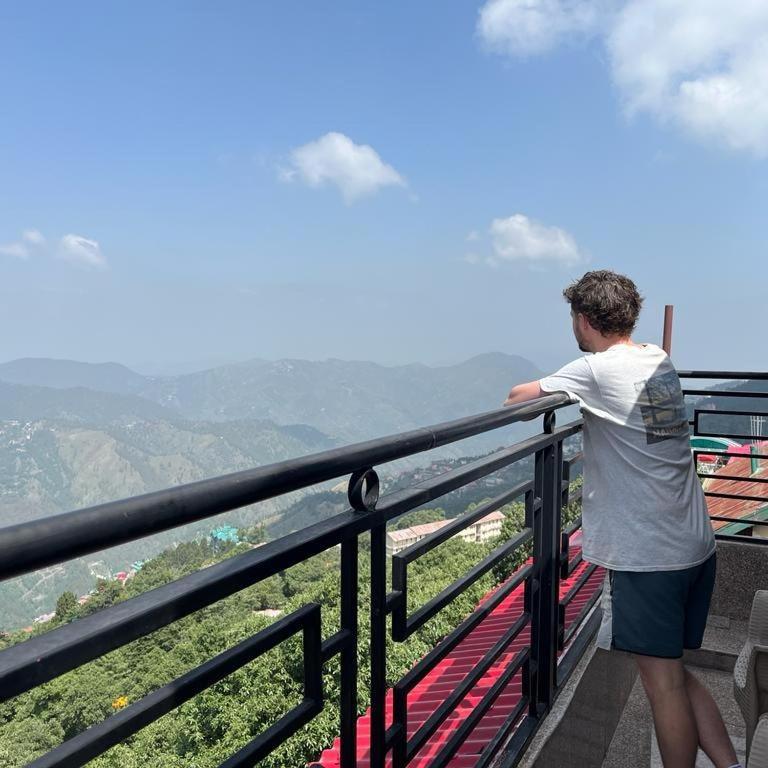 Dhanlaxmi Apartments Shimla Quarto foto