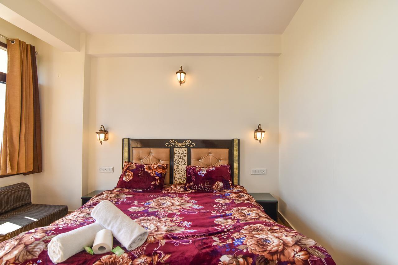 Dhanlaxmi Apartments Shimla Exterior foto