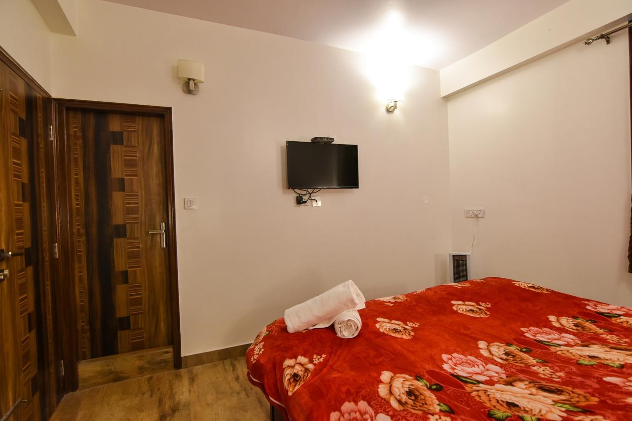 Dhanlaxmi Apartments Shimla Exterior foto